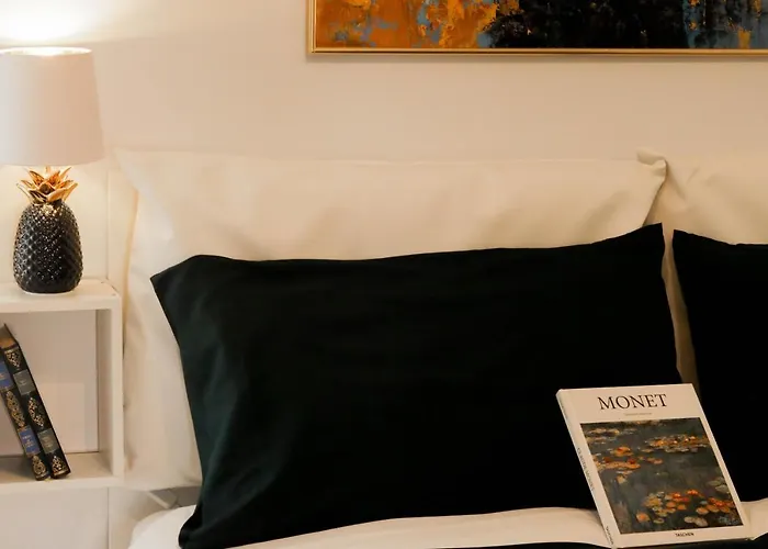 H11 Vista Mare Centro - Spiagge - Arte Apartament *