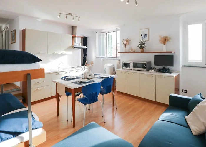 H11 Vista Mare Centro - Spiagge - Arte Appartement *